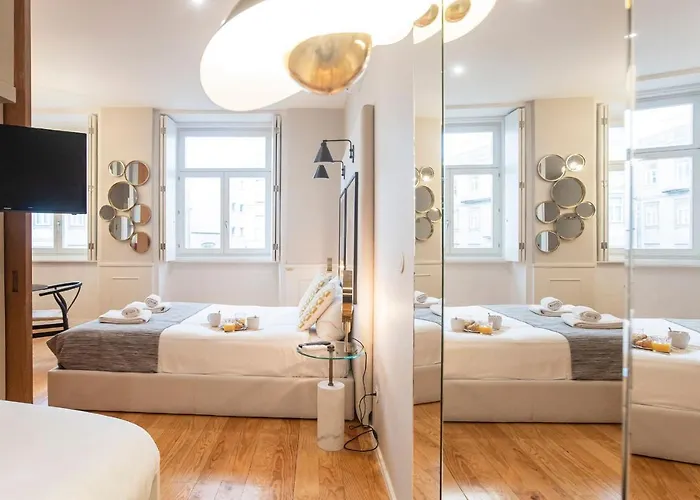 Cute & Bright Flat W/ Ac By Lovelystay